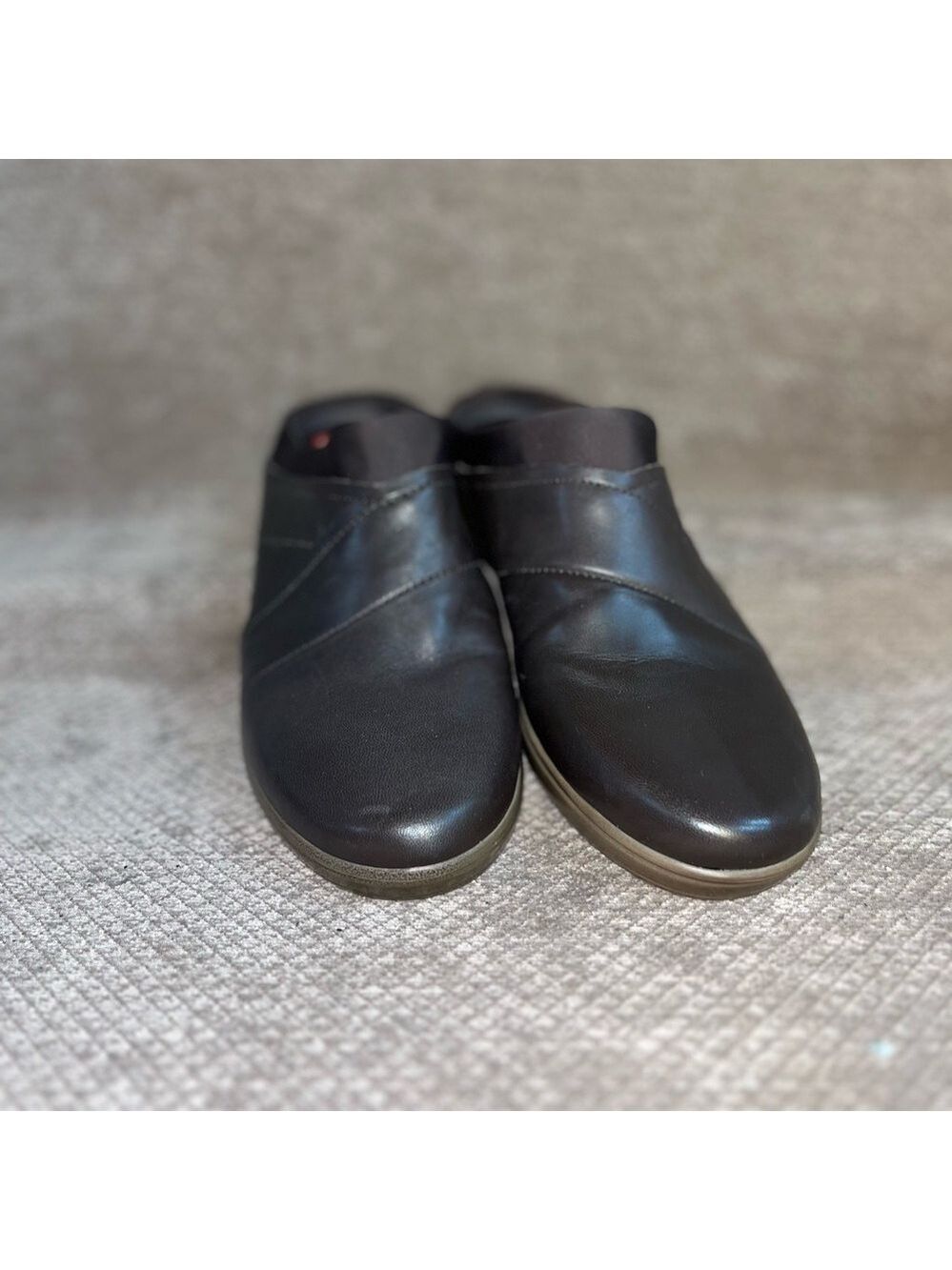 Easy Spirit Brown ESFABER Slip on With 1.5 Inch Heel. Woman's Size 8 like new - Picture 4 of 11